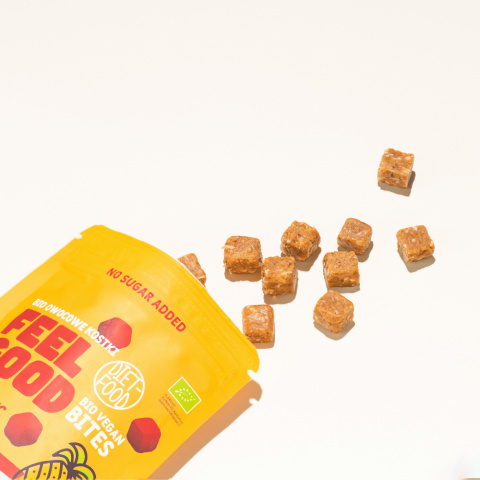 Bio Vegan Bites CHILL OUT owocowe kostki - superfoods 120 g Bio Vegan Bites CHILL OUT owocowe kostki - superfoods 120 g