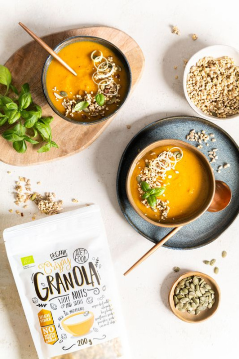 Bio Granola z Orzechami 200 g Bio Granola z Orzechami 200 g